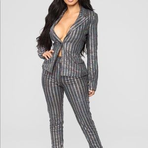 Two piece pants suit (disco metallic set )